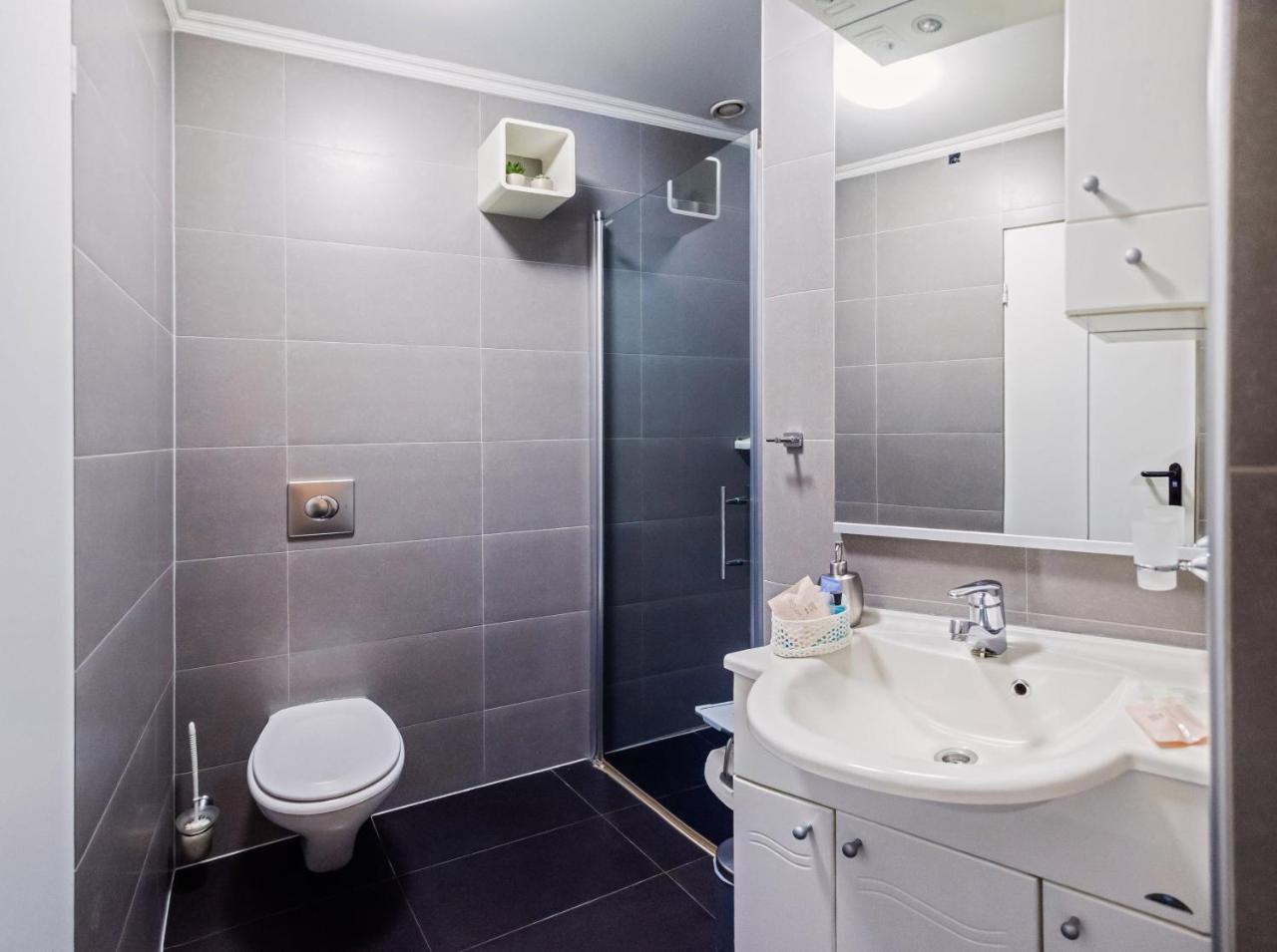 Petrovče Rooms Verde מראה חיצוני תמונה